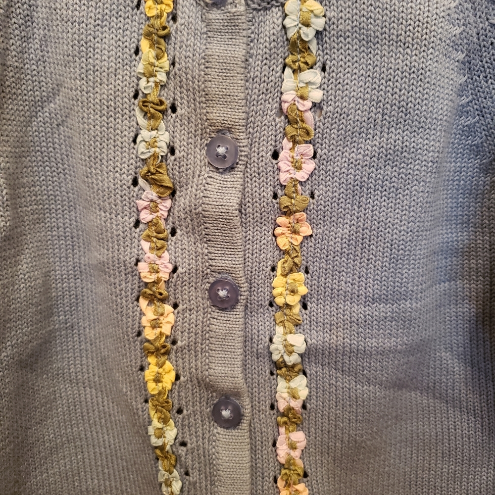 NWT Baby Gap Sweater w flowers 4xl - Picture 5 of 11
